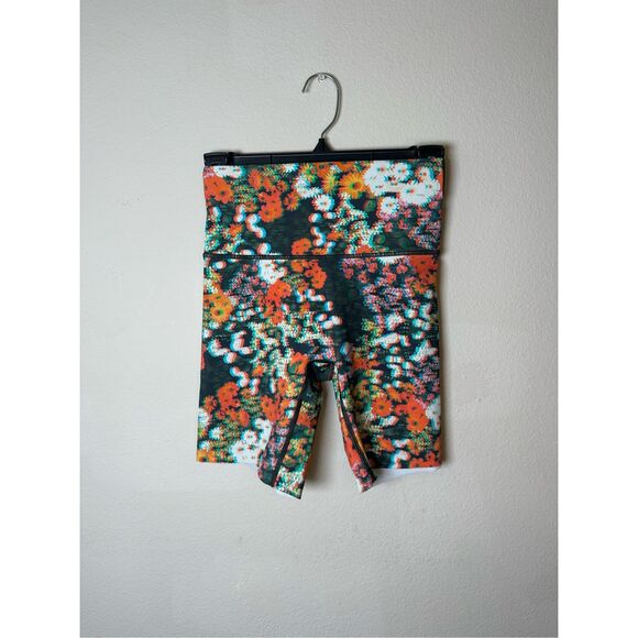 OFFLINE by Aerie Goals Bike Short Hi Rise 7" Floral - Picture 1 of 6